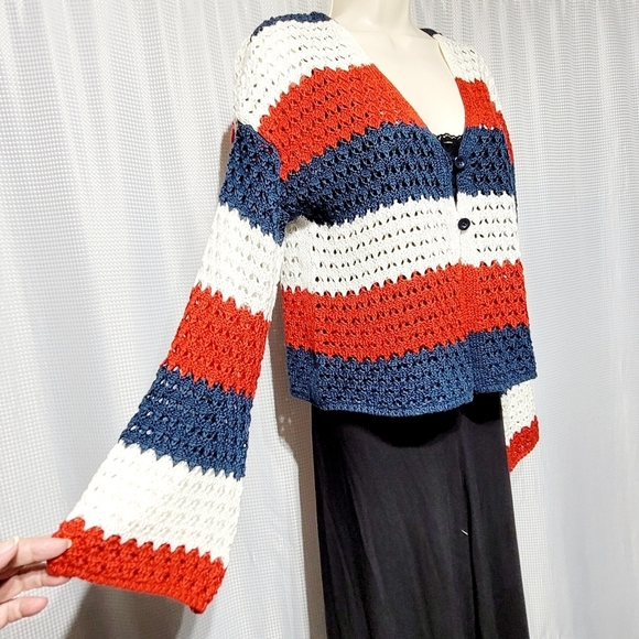 33 Degrees Patriotic Striped Crochet Long Bell Sleeve Sweater (M) - Picture 2 of 8